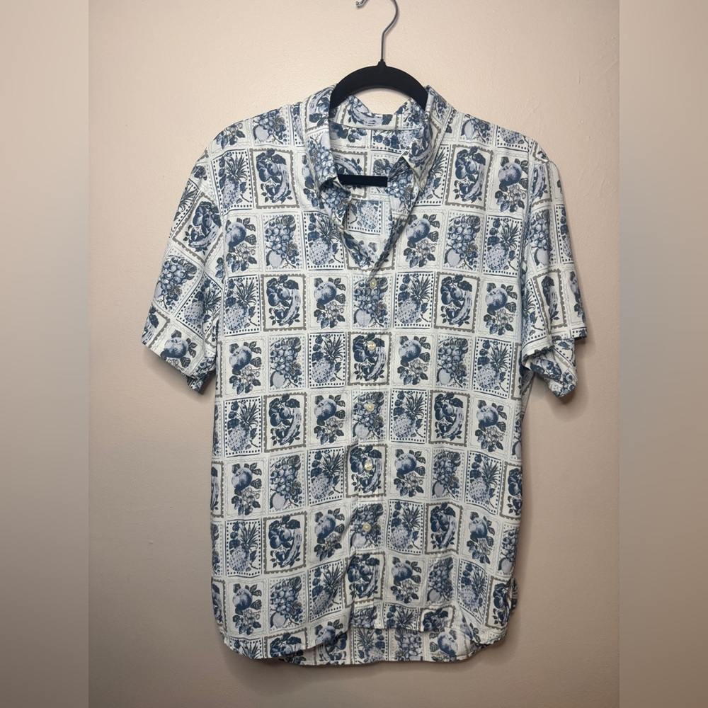 NWOT Abercrombie Performance Button-up